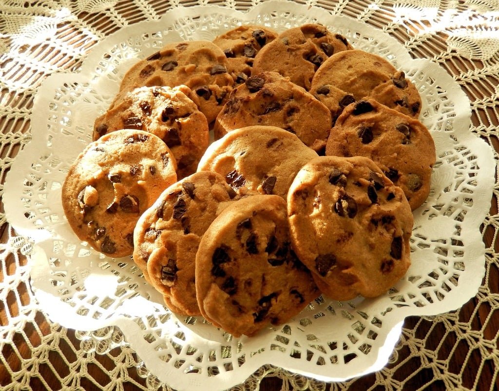 How to make Chocolate Chip Cookies at Home